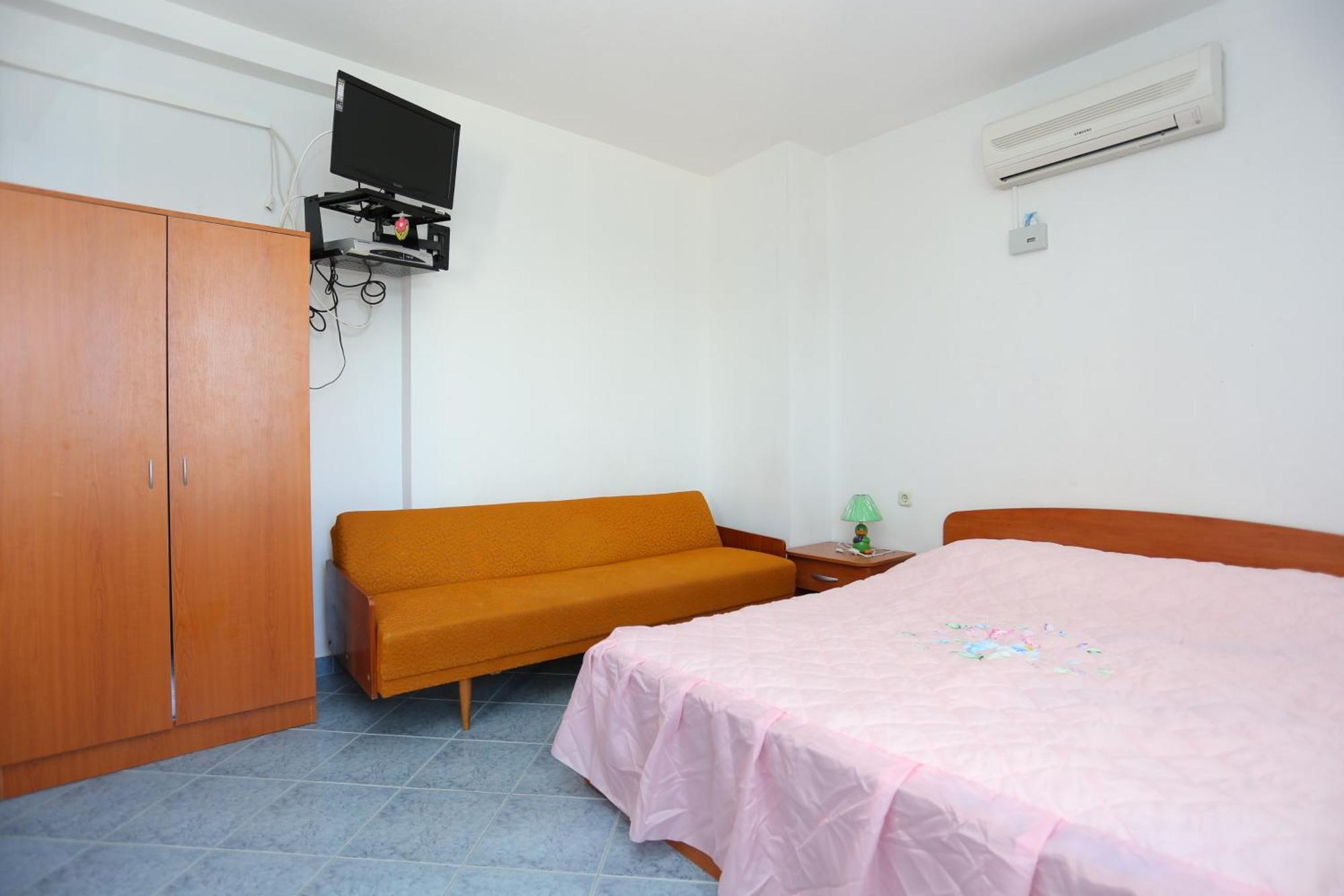 Apartments By The Sea Slatine, Ciovo - 14541 Bilik gambar